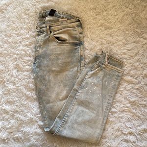 H&M Distressed Skinny Jeans